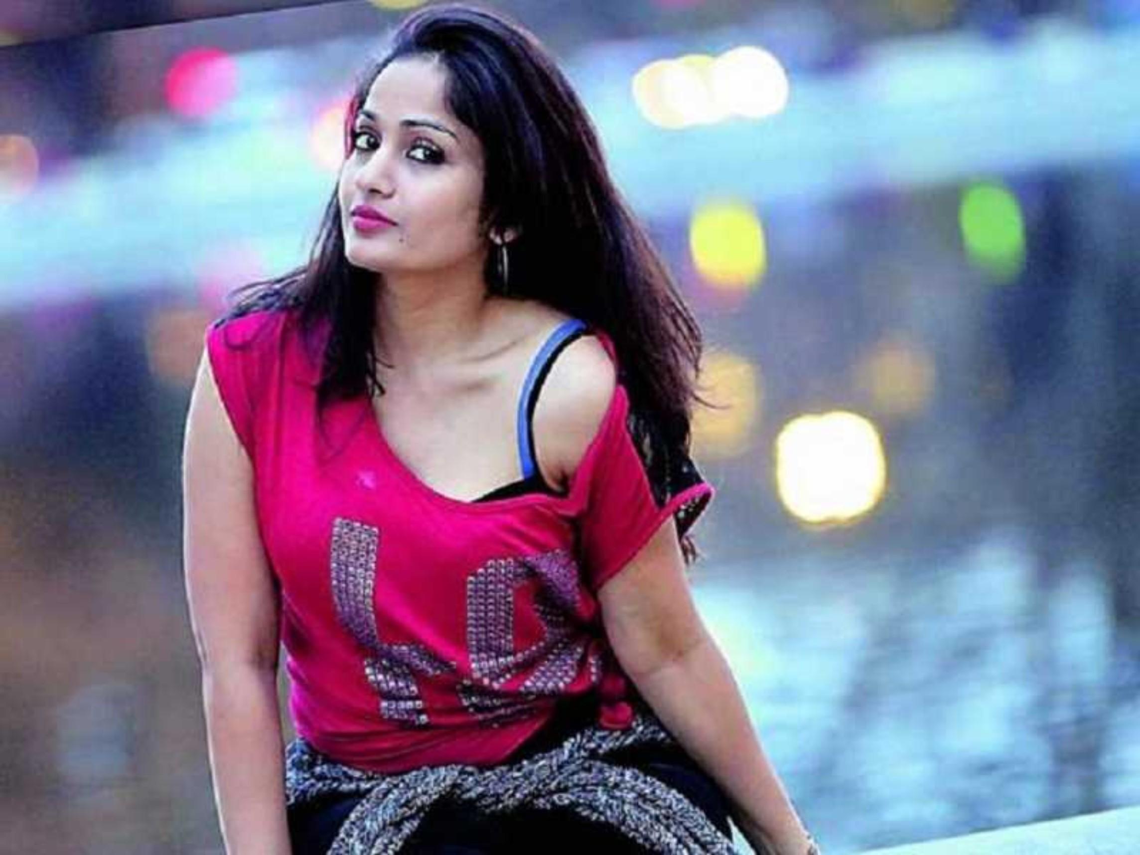 Madhavi Latha image