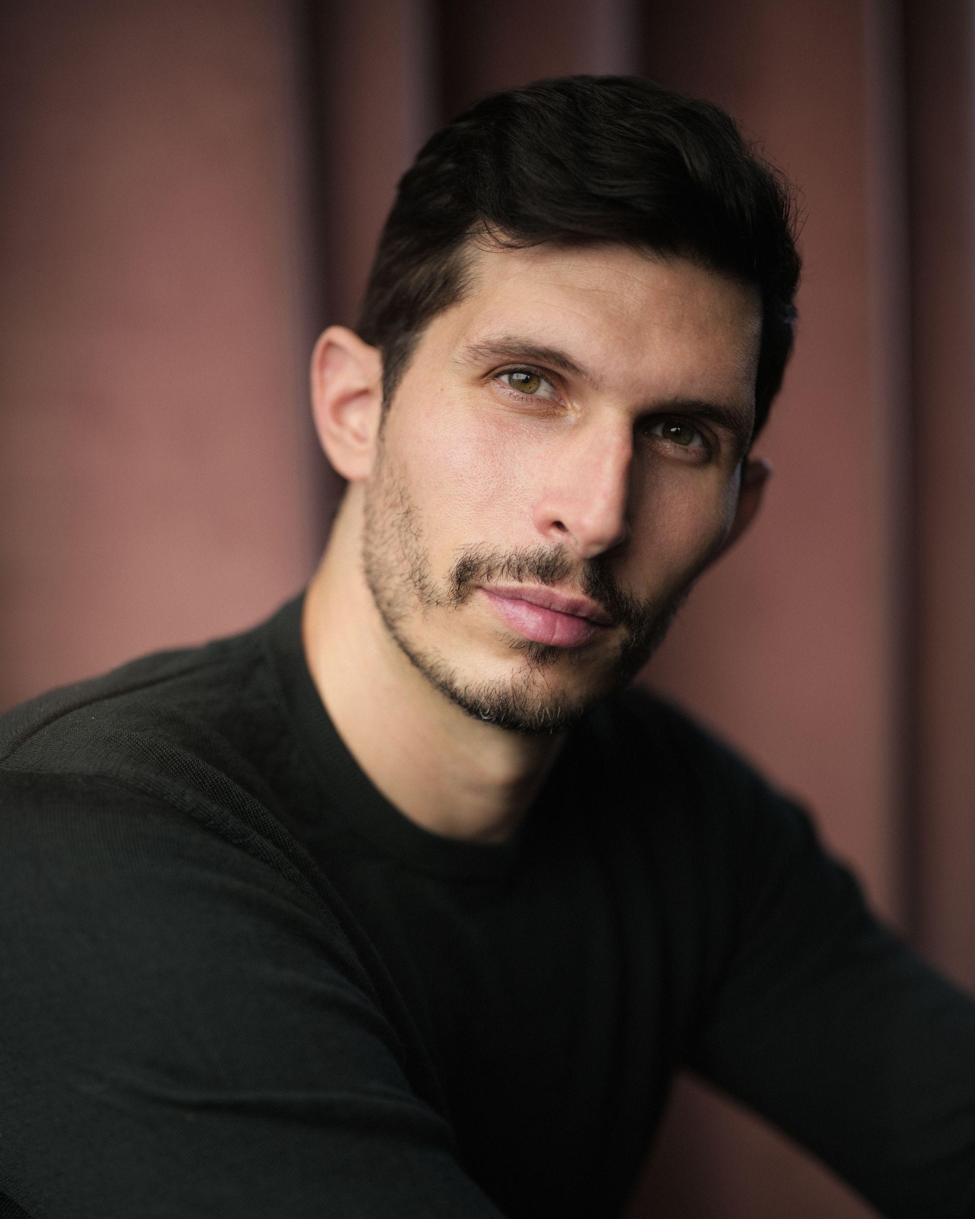 Alexander Devrient image