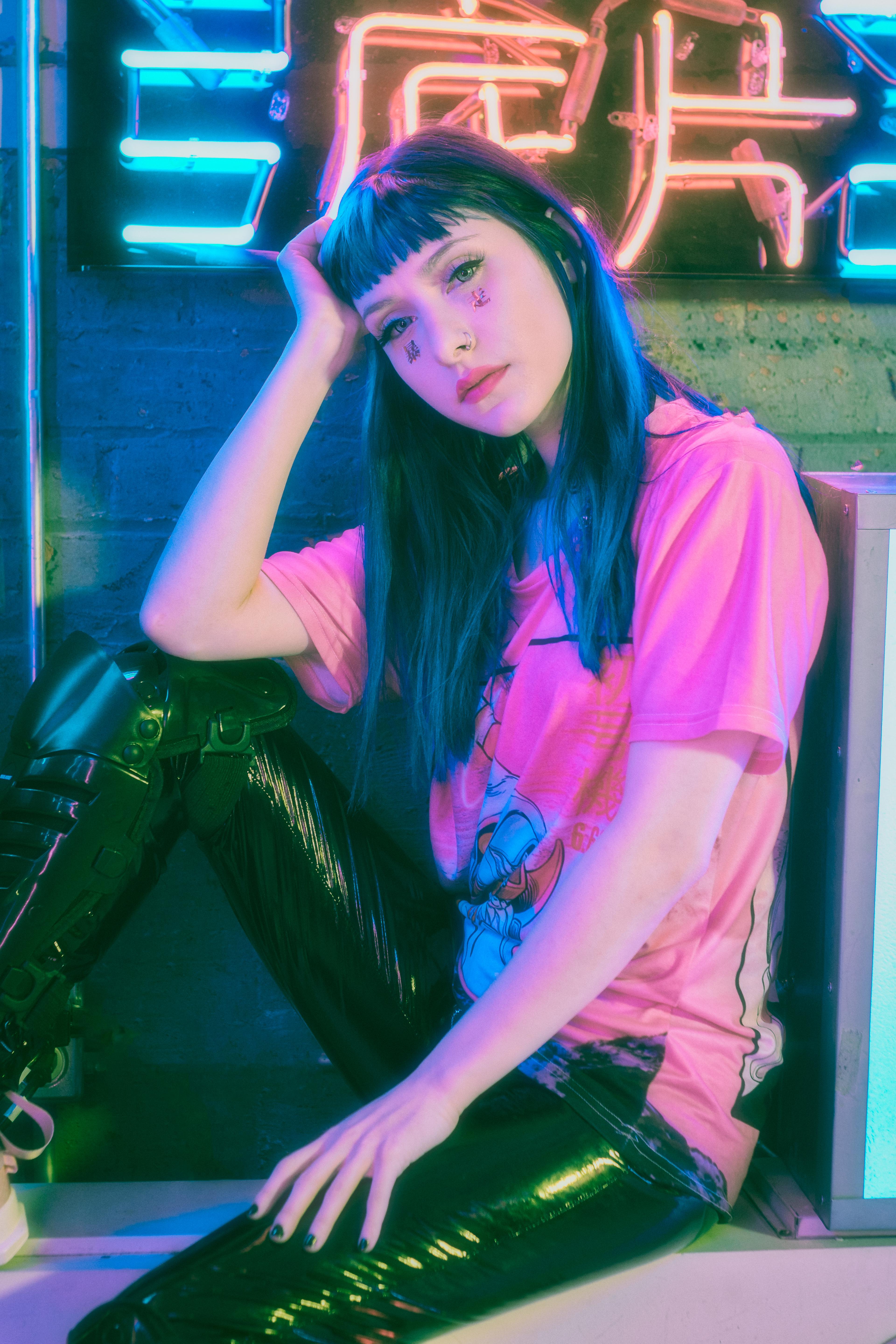 Lovina Yavari image