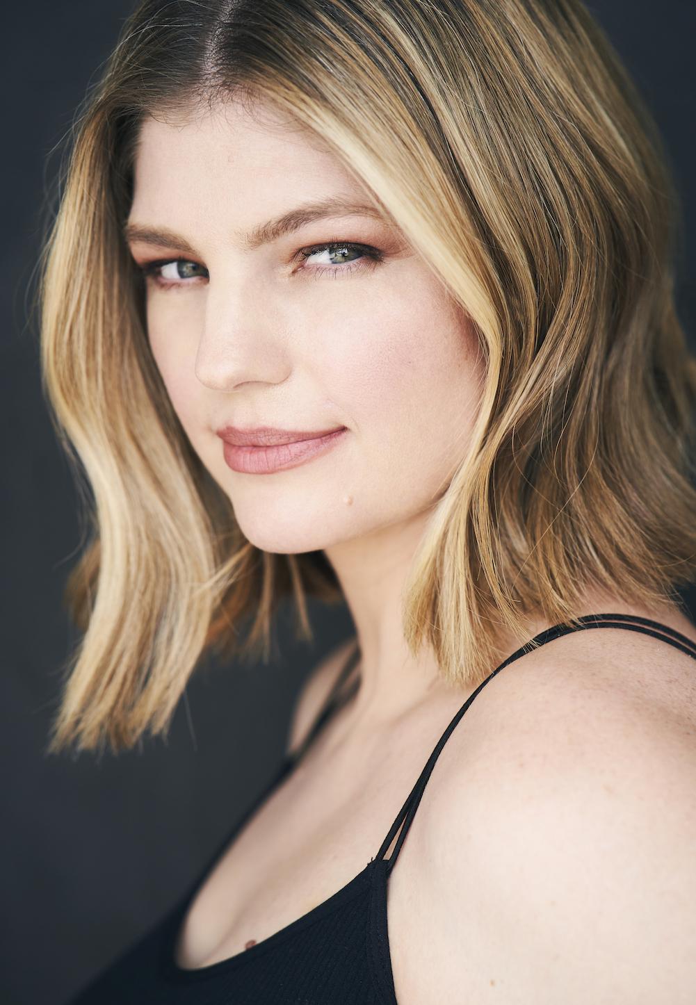 Sara Drust image
