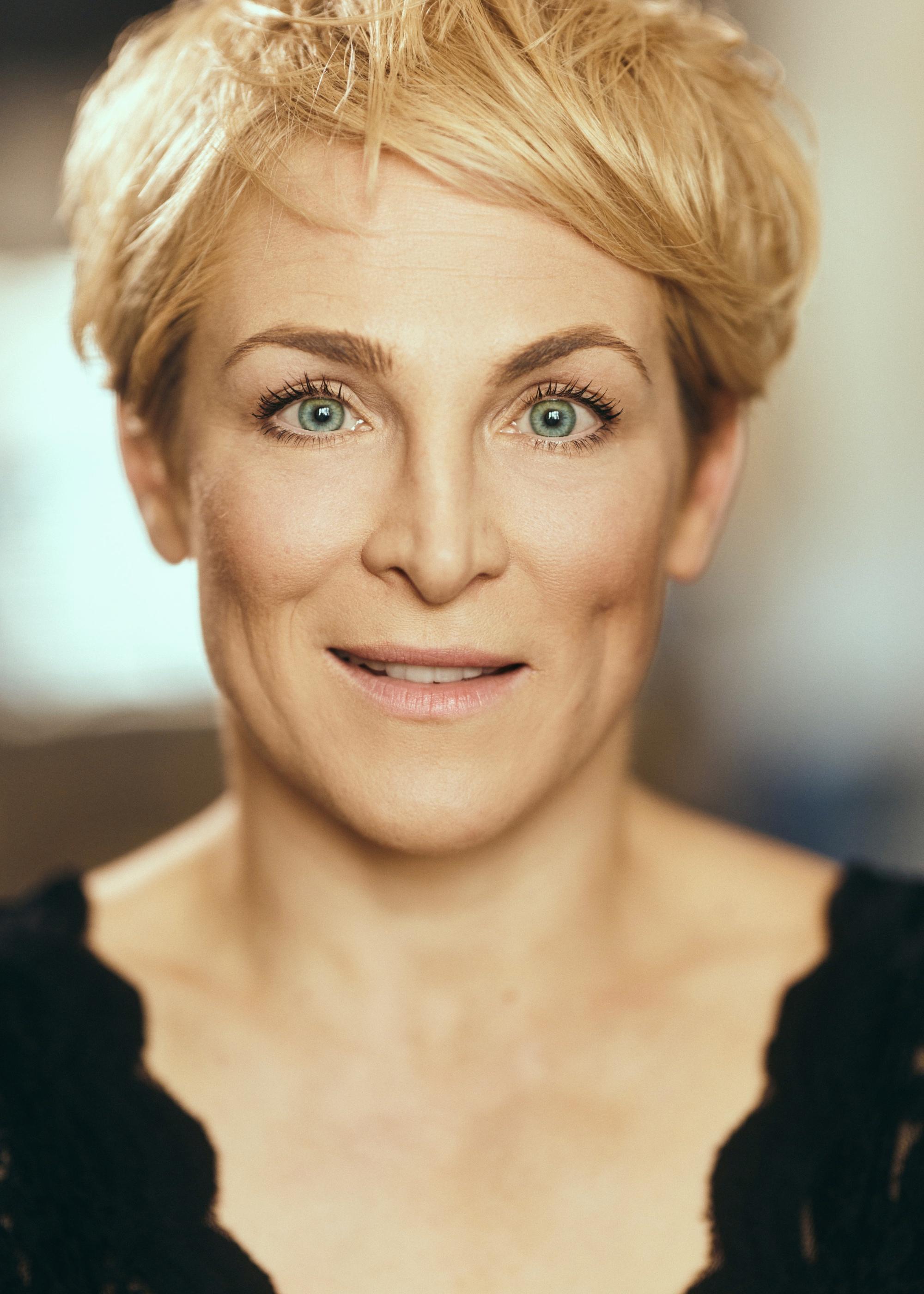 Bettina Kenney image