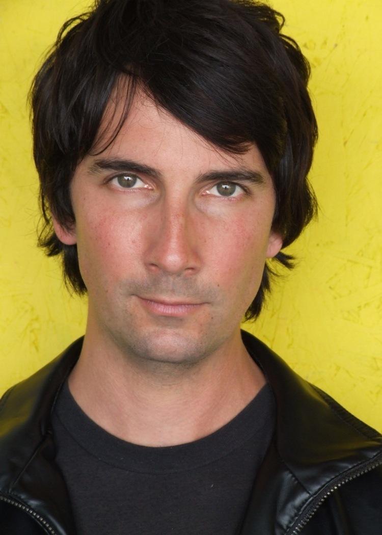 Alex Hayek image