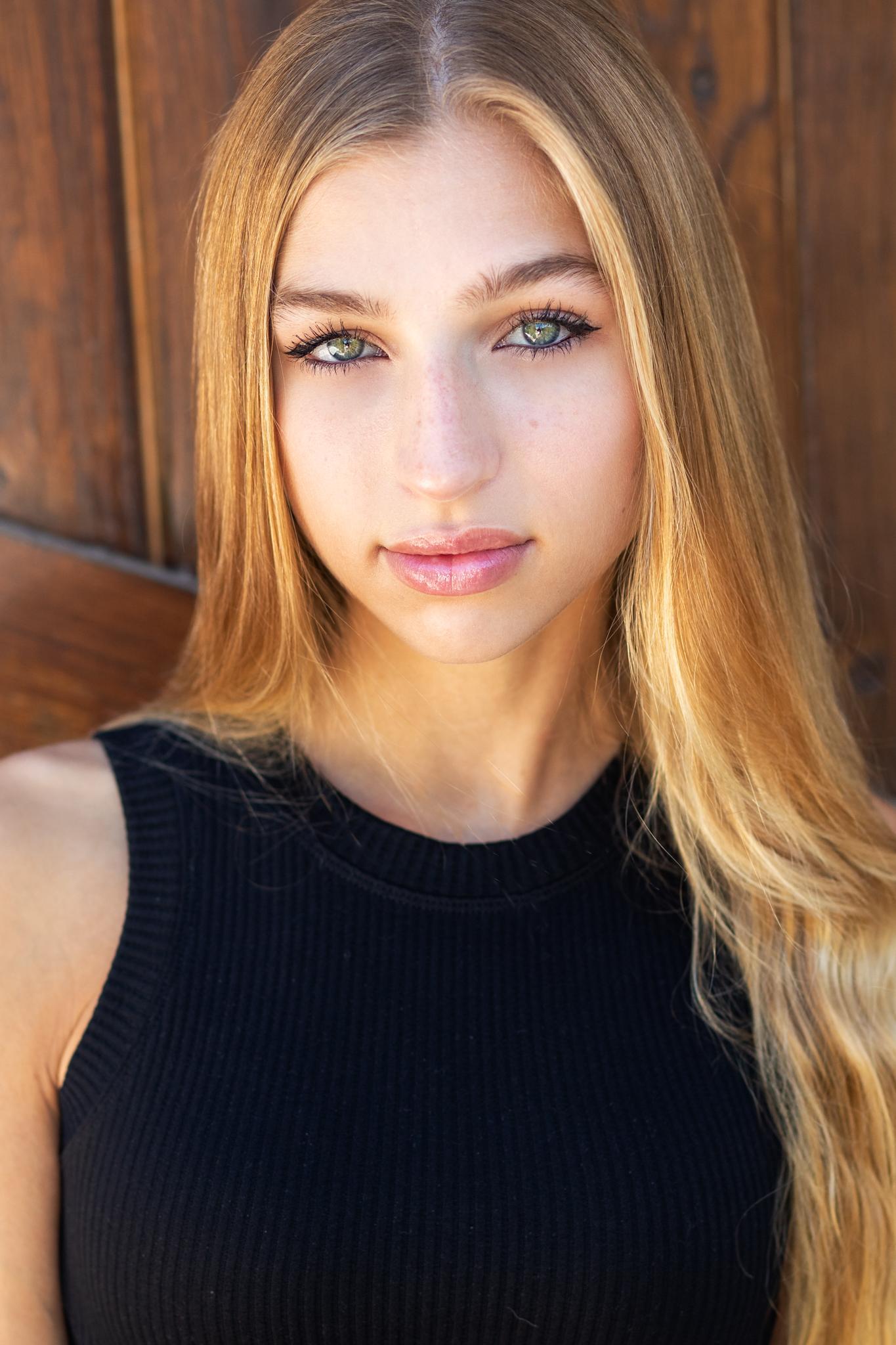 Hannah Motola image