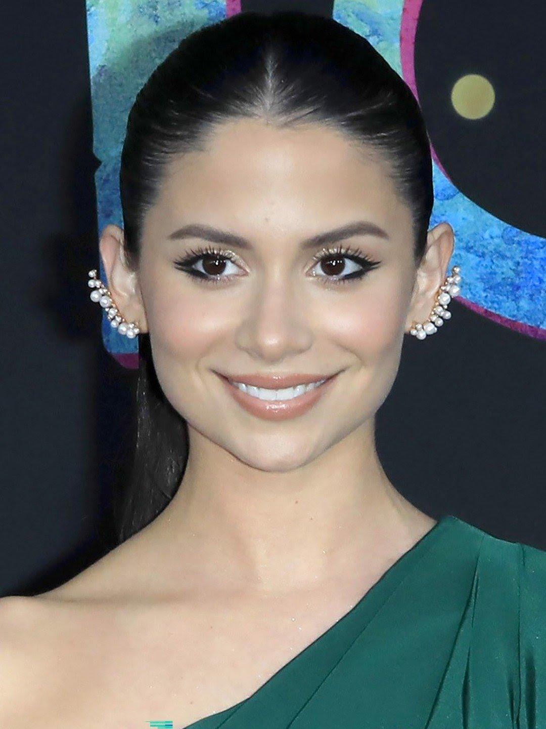 Camila Perez image