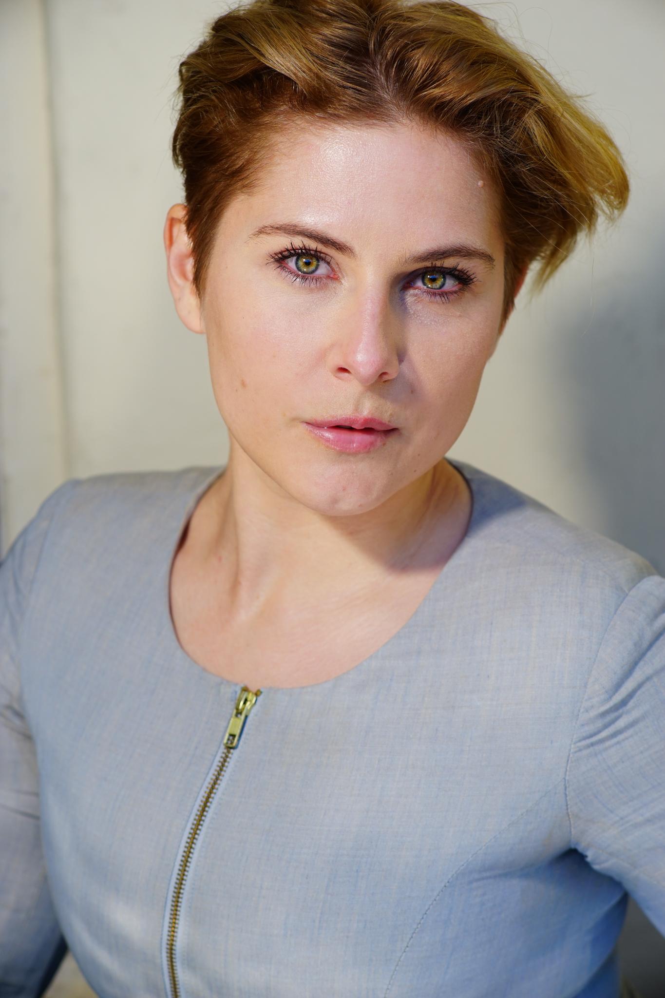 Erin Manker image
