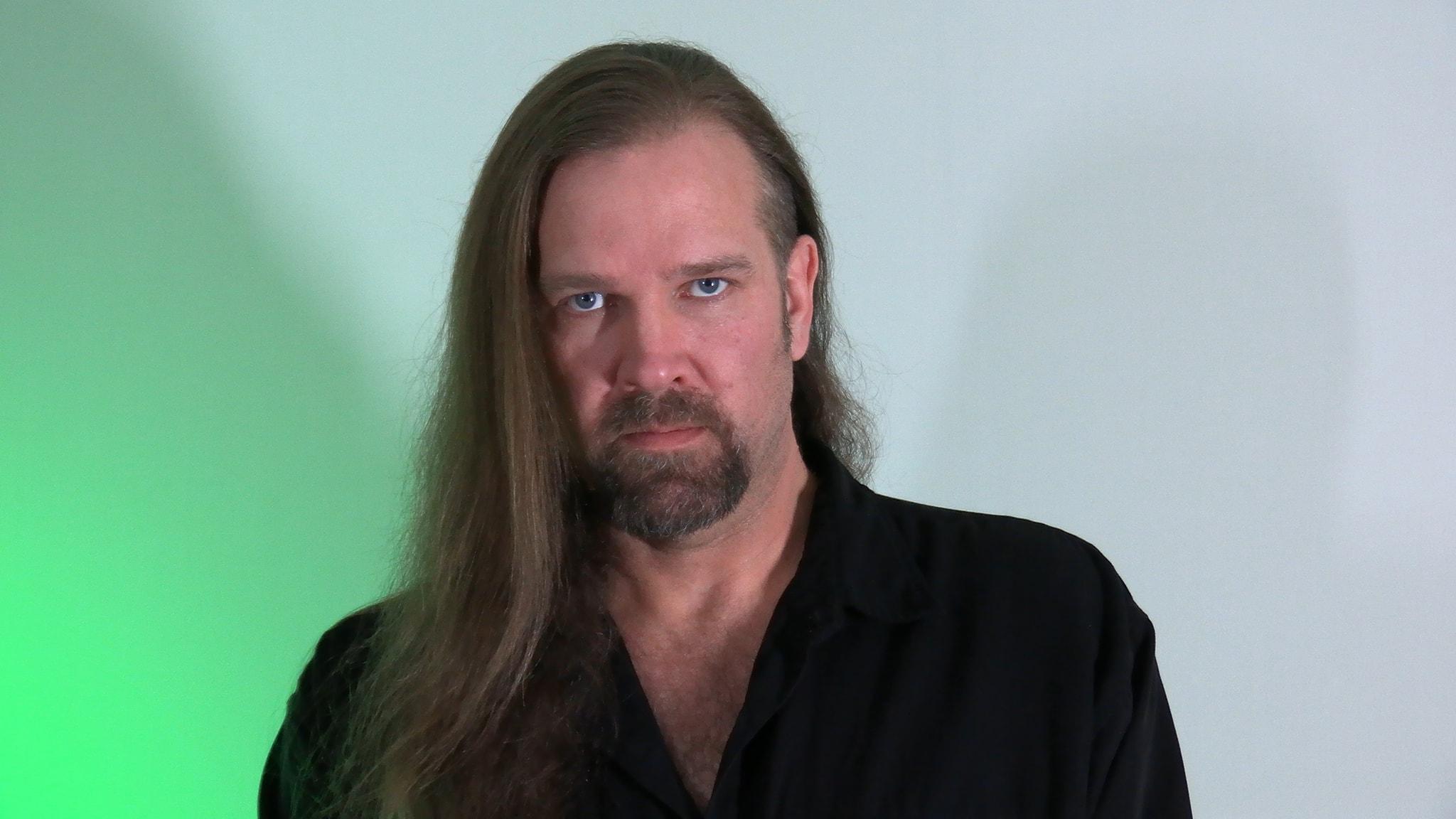 Luke Walker image